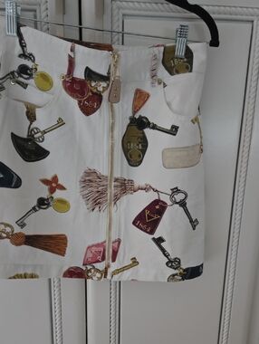 Louis Vuitton Off White Skirt With Signature Pattern